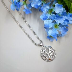 925 Sterling Silver Vintage Abstract Pendant Necklace